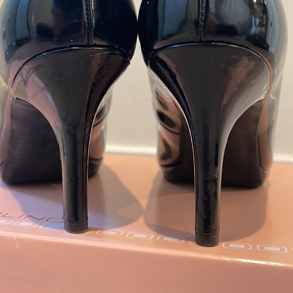 Bandalino Patent Leather Pumps - Picture 6 of 7